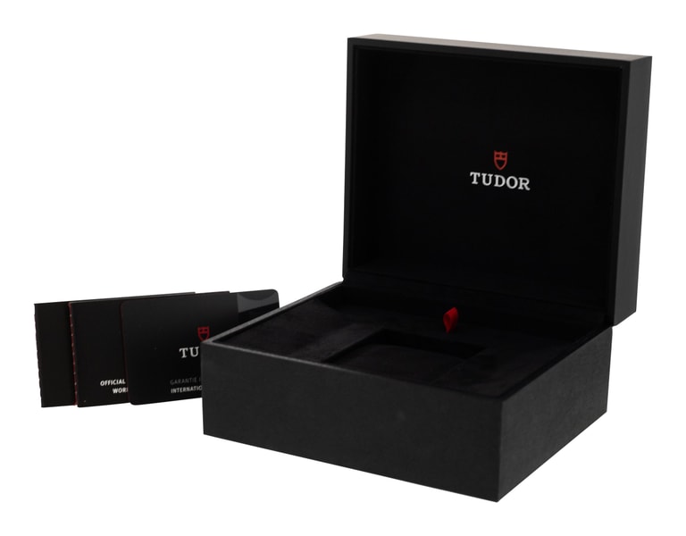 Tudor Black Bay GMT M79830RB-0001